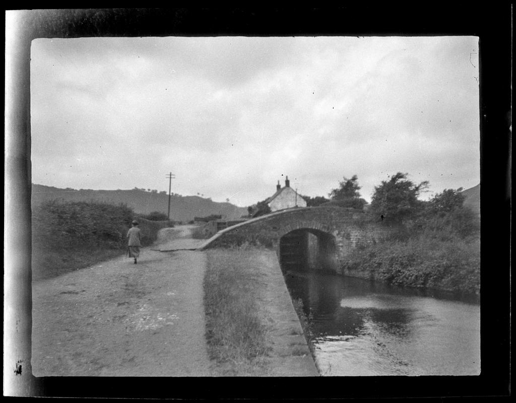 Glamorganshire Canal, negative