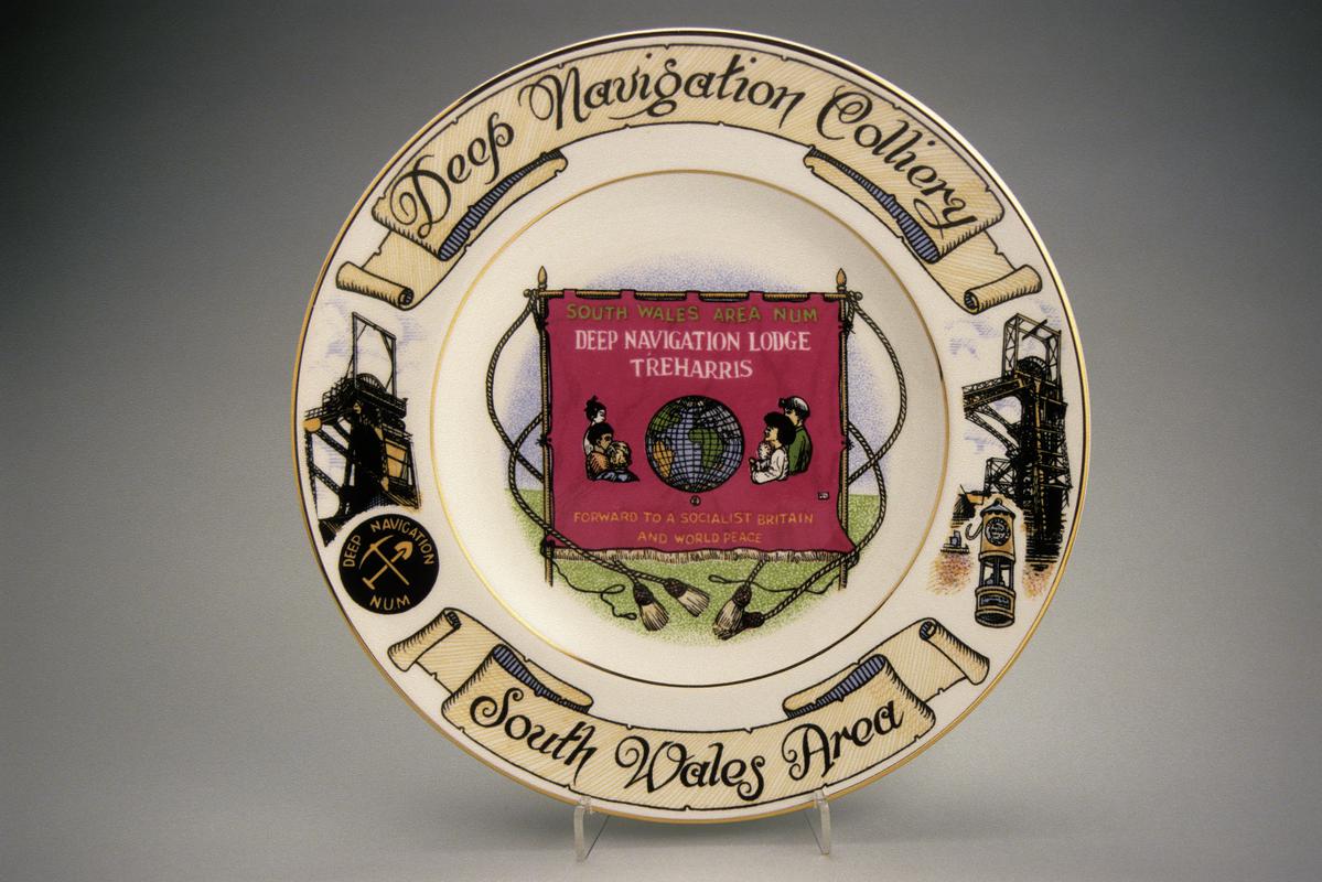 Commemorative Plate, 'Deep Navigation Colliery'