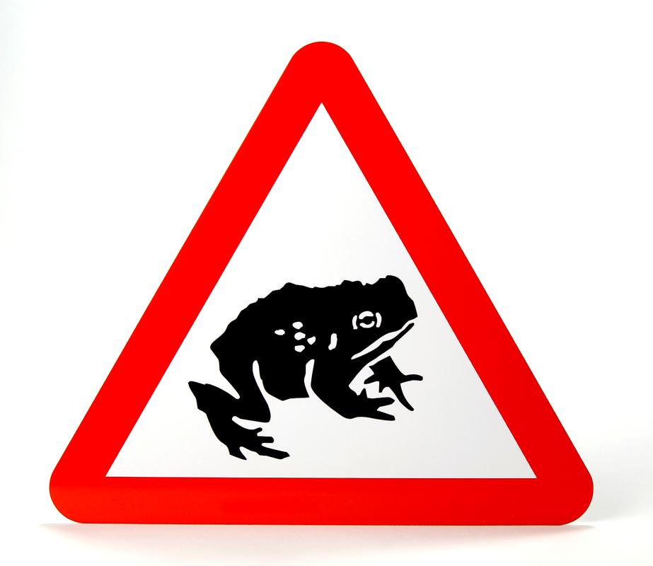 toad crossing road sign made by Griffiths Signs & Equipment Company of Rogerstone