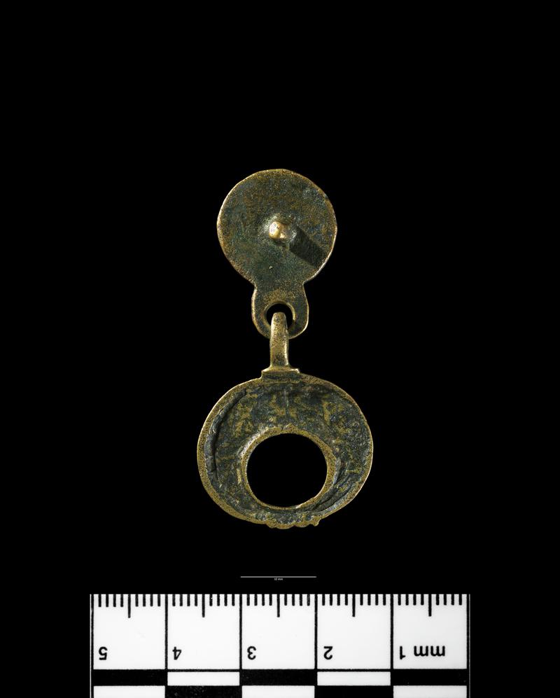 Roman copper alloy crescentic pendant