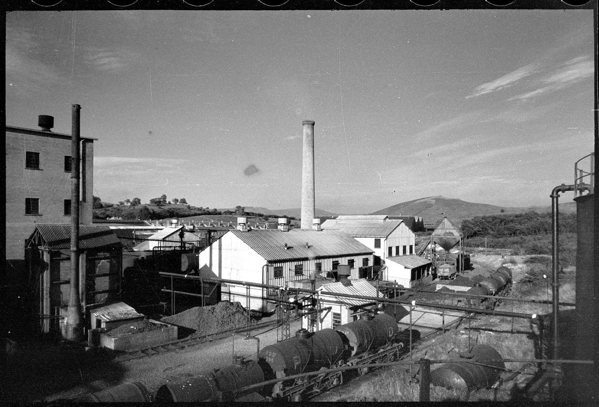 Caerphilly tar plant, negative