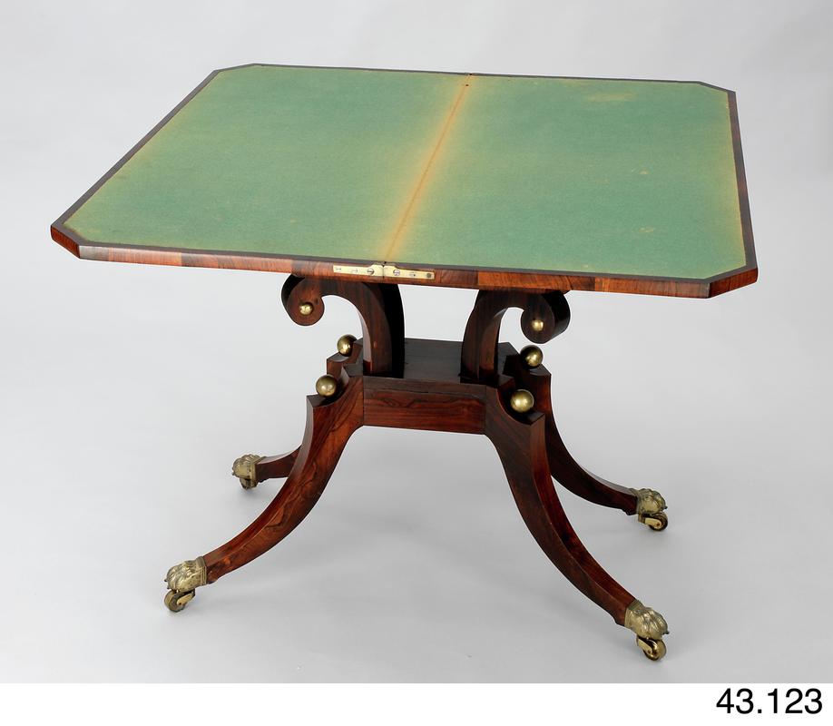 Card table