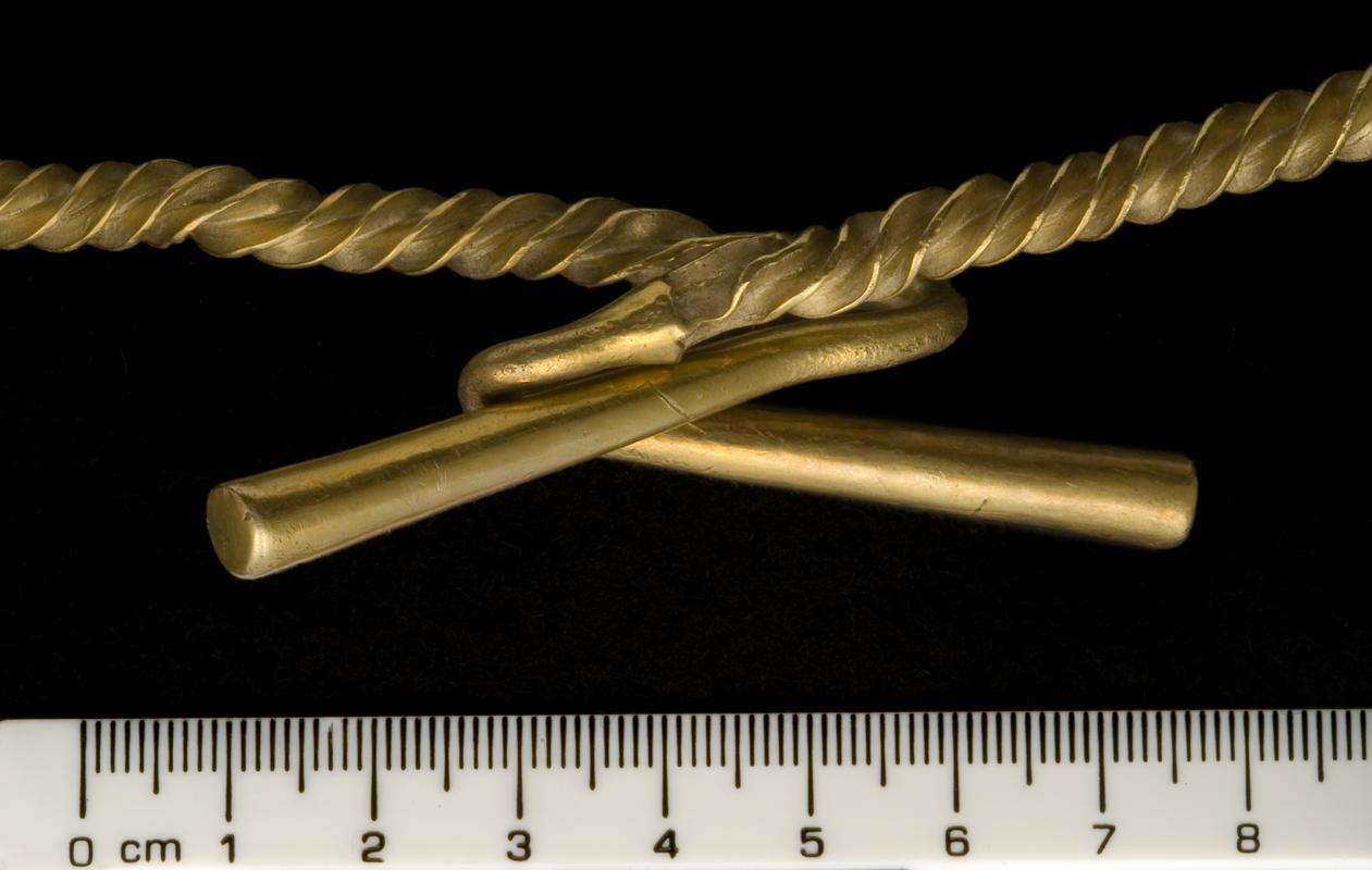 Middle Bronze Age gold flange-twisted bar torc