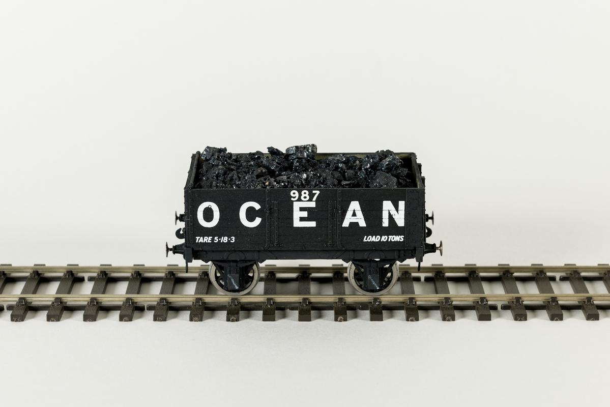 model, train truck, Ocean, No 987