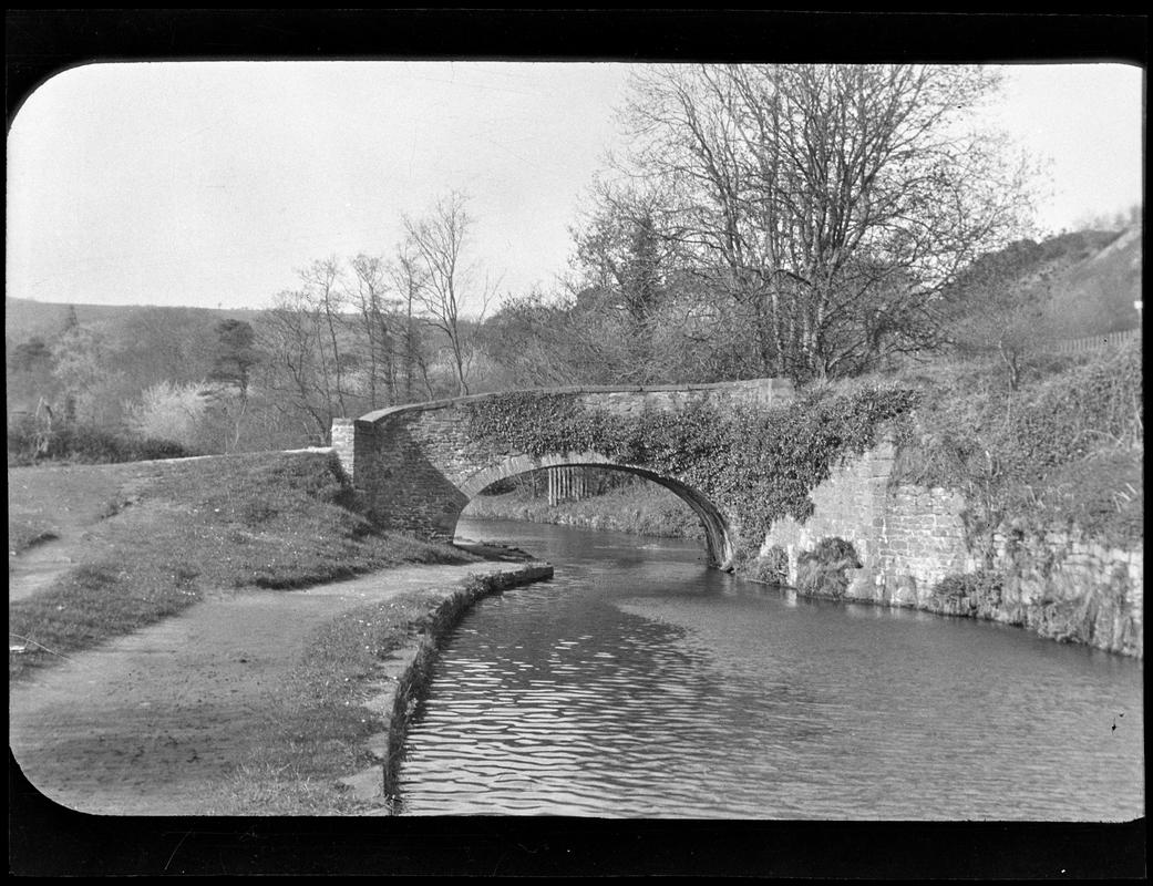 Glamorganshire Canal, negative