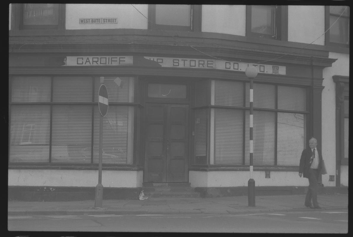 Bute Street, negative