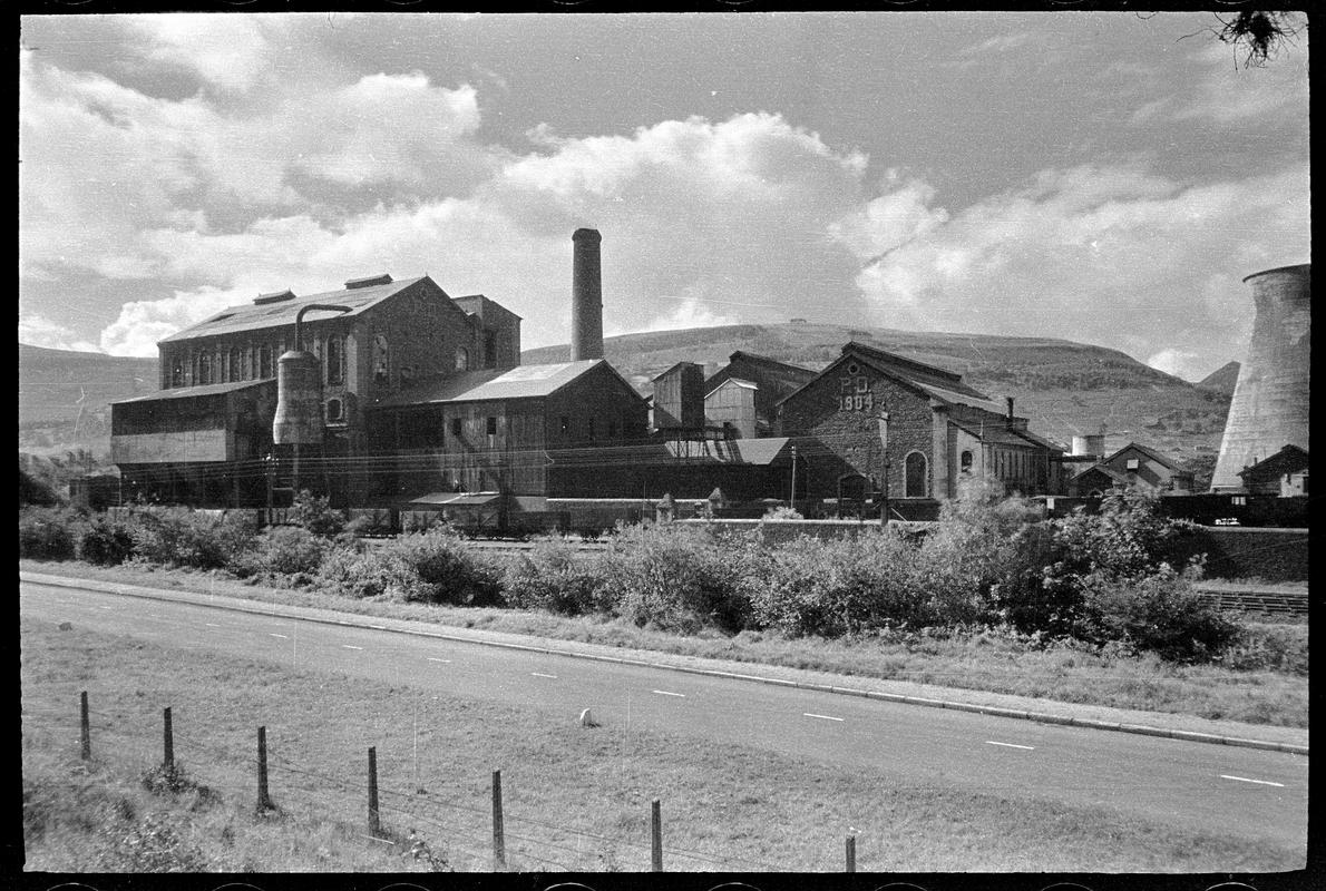 Middle Duffryn Power Station, negative