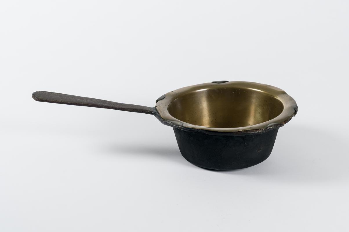 Saucepan