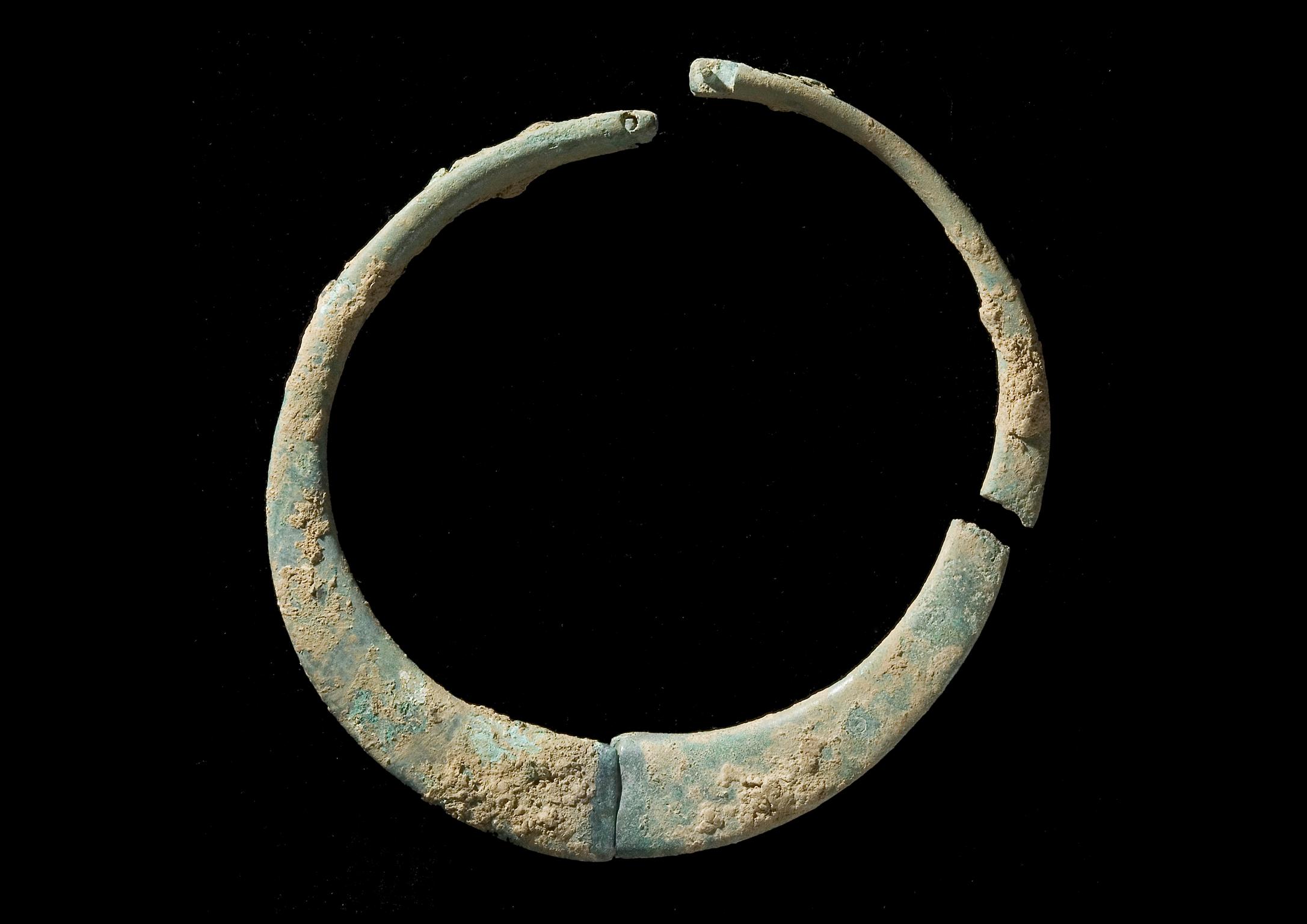 Late Iron Age copper alloy collar
