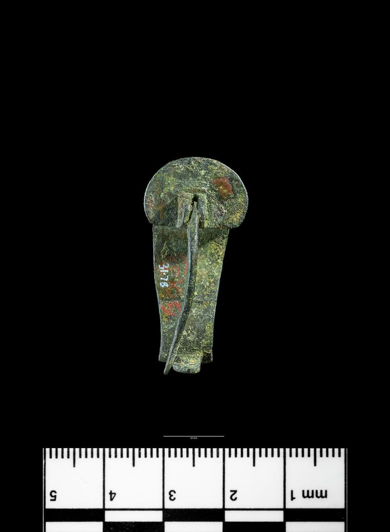 Roman copper alloy knee brooch