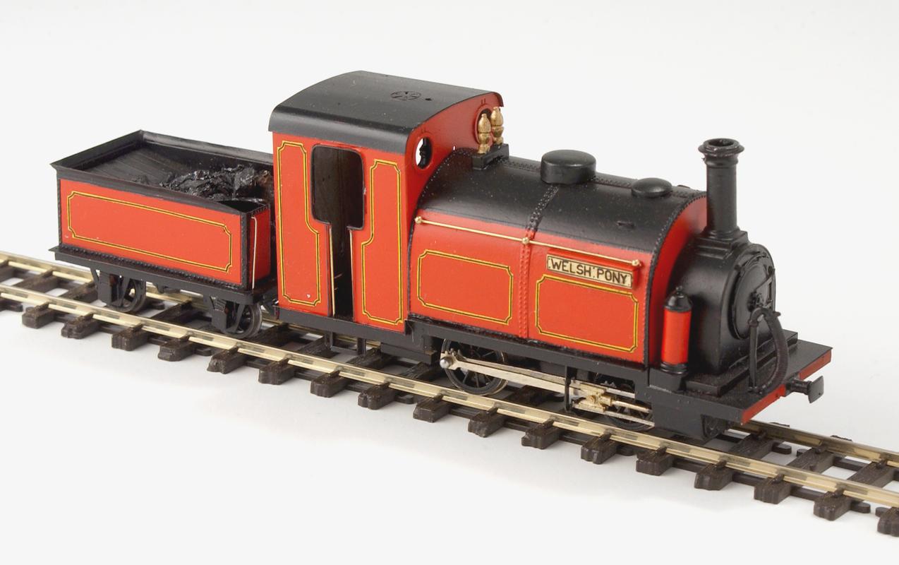 model locomotive "WELSH PONY" and tender