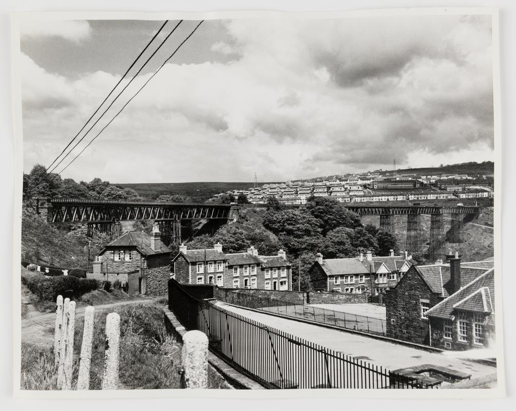 Demolition of Crumlin viaduct, photograph