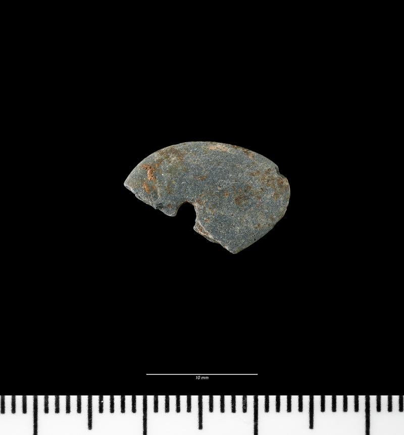 Early Mesolithic shale bead