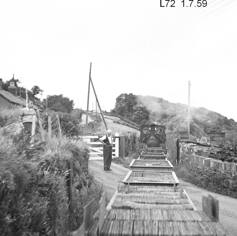 Steam engine and slate wagons, Hen Durnpike, Penrhyn Quarry Railway
