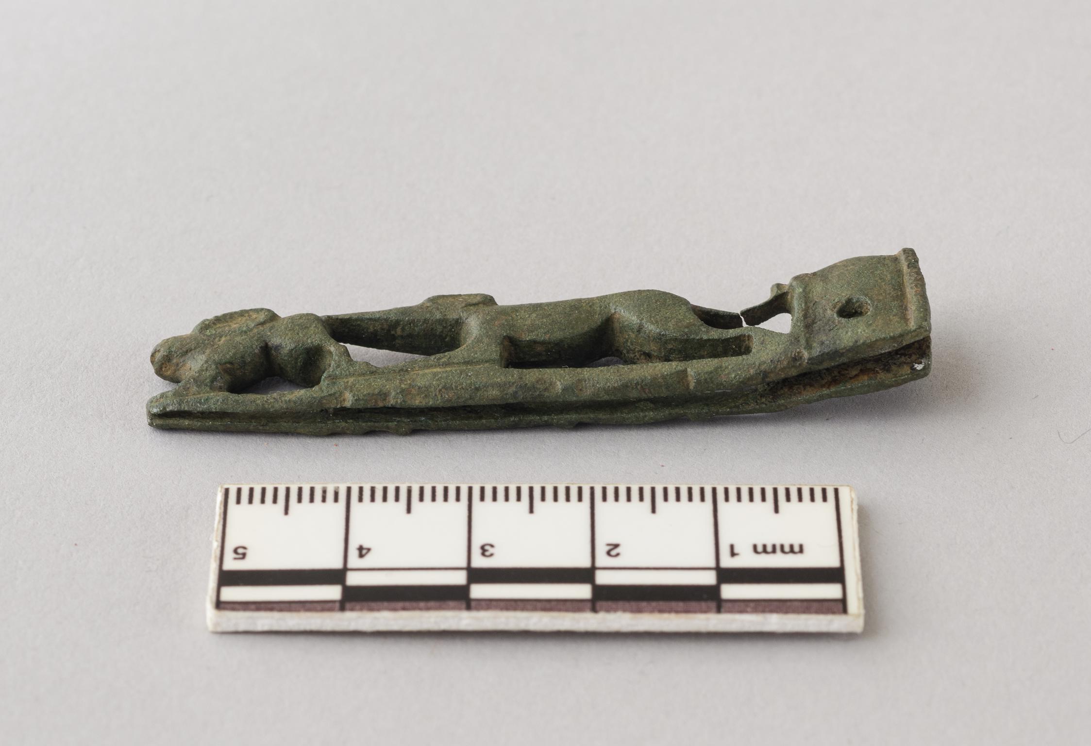 Roman copper alloy handle of clasp knife