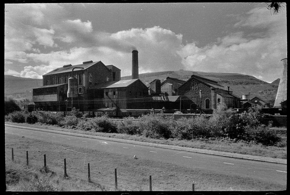 Middle Duffryn Power Station, negative