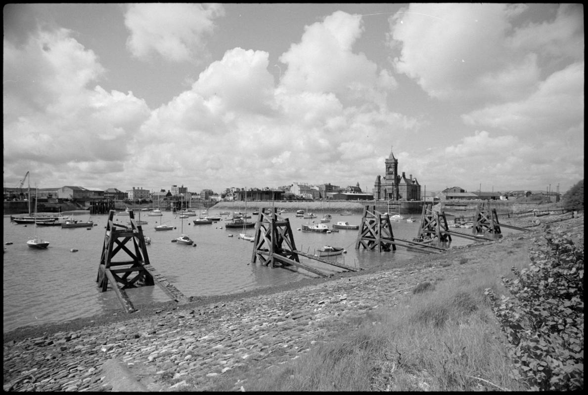 Cardiff Docks, negative