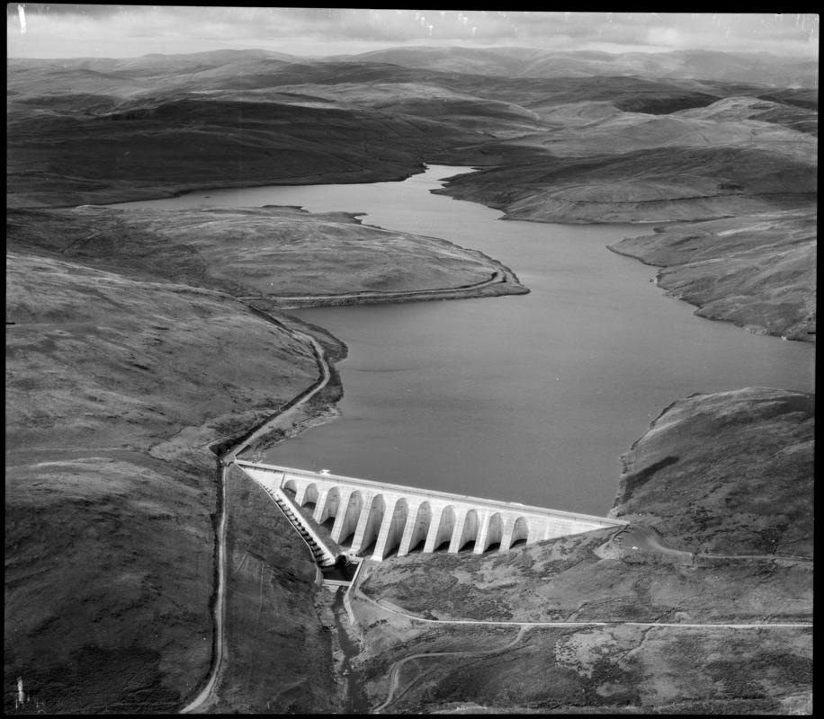 Nant-y-Moch reservoir, negative