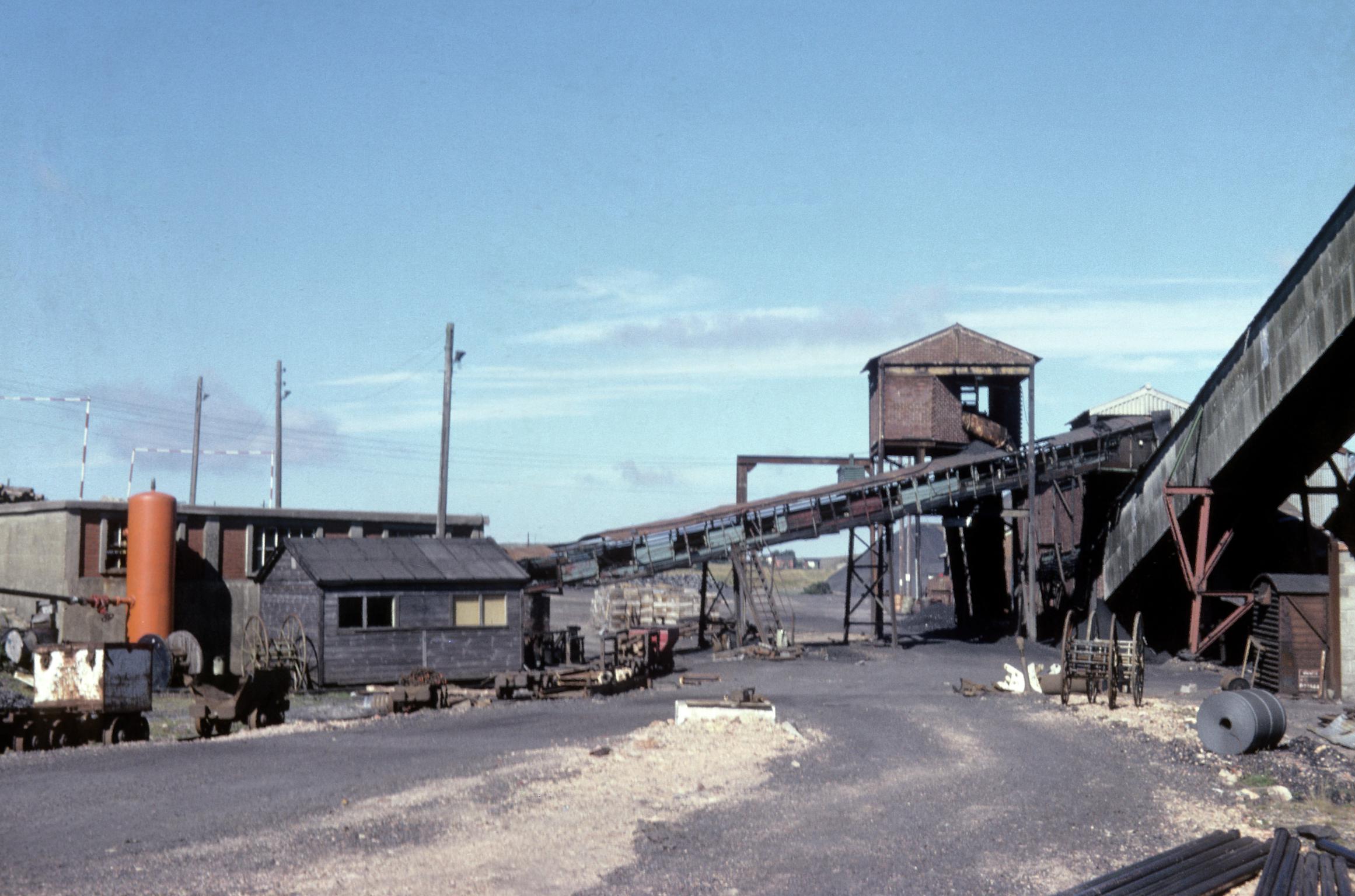 Big Pit Colliery, slide