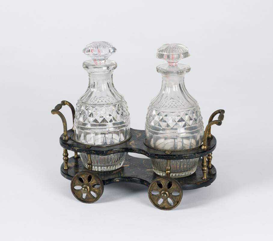 decanter trolley and decanters