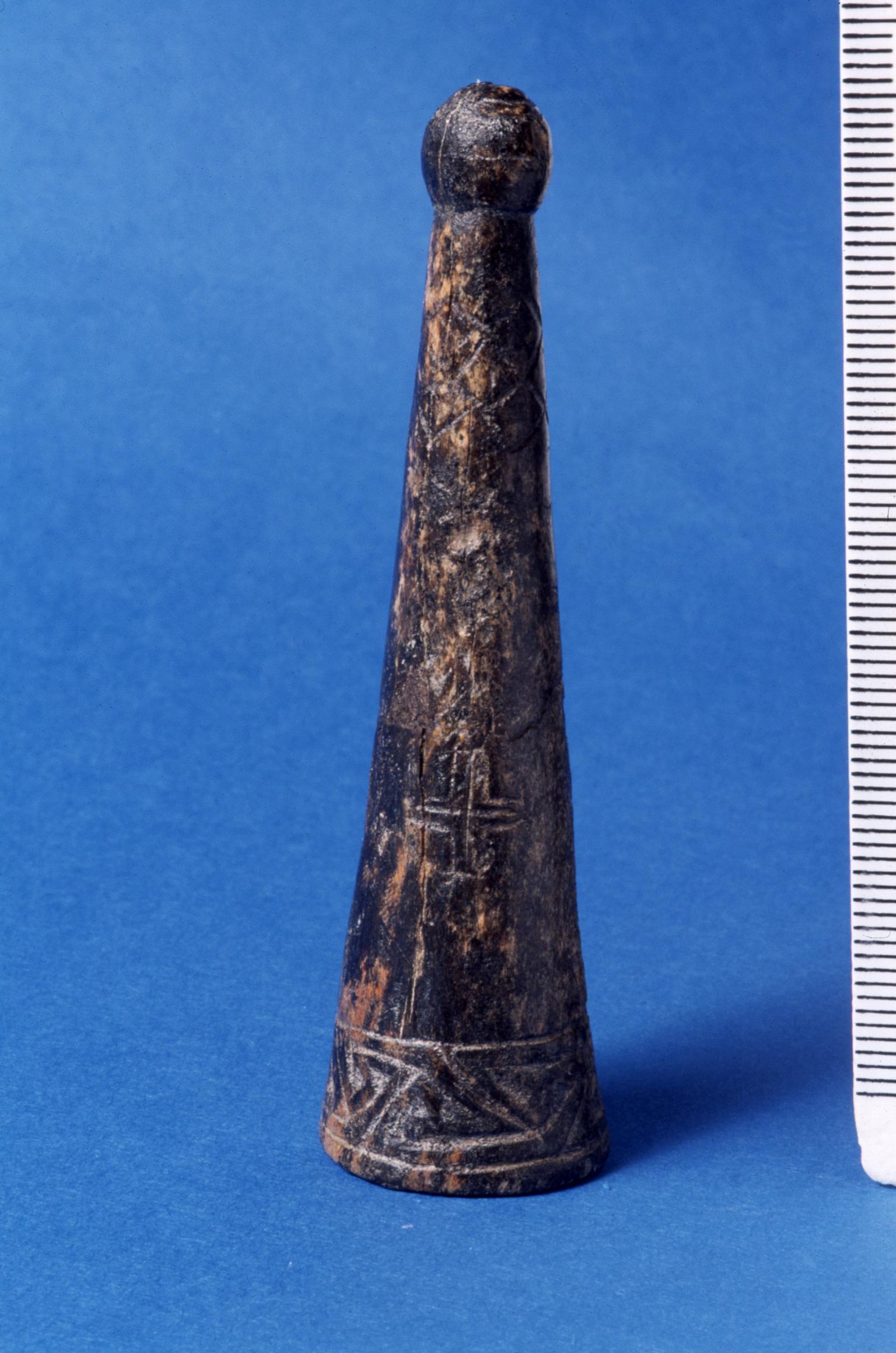 Early Medieval bone object