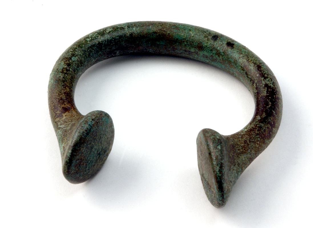 Brass manilla from wreck of DOURO, 1843