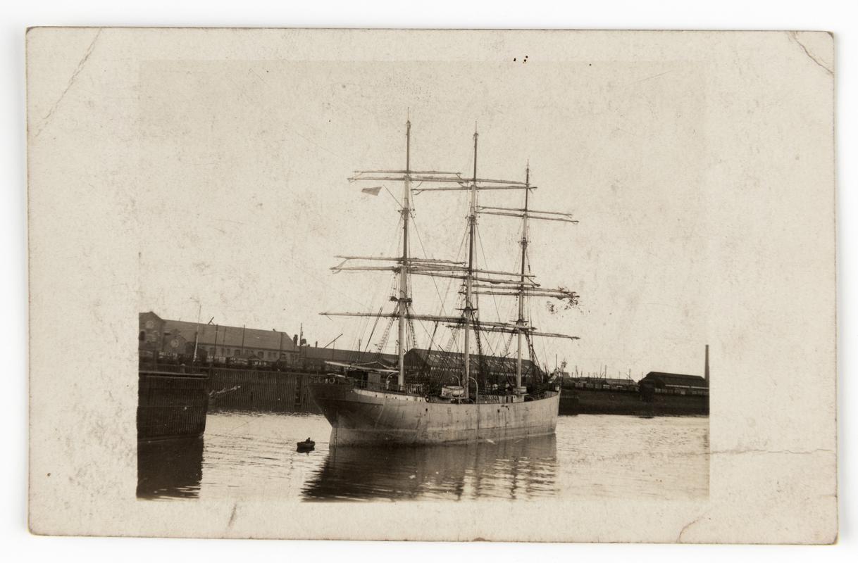 Photograph (print)