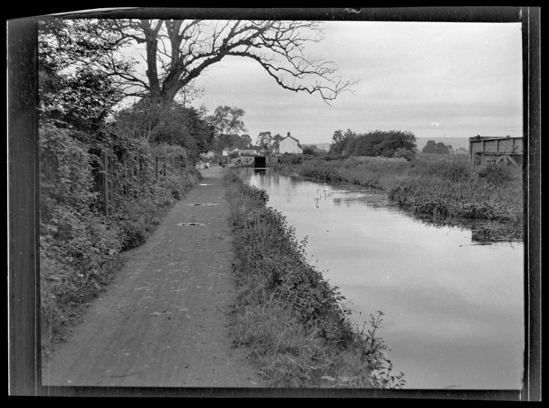 Glamorganshire Canal, negative