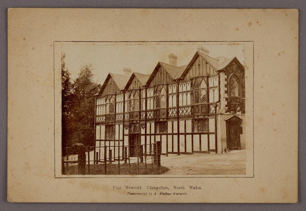 Photograph of Plas Newydd, Llangollen