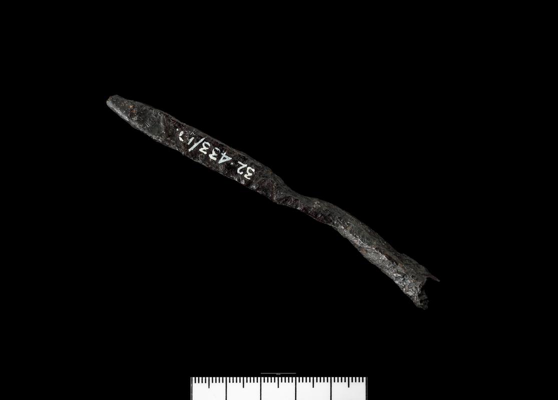 Medieval / Post-Medieval iron arrowhead