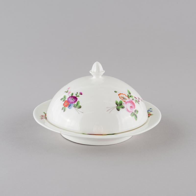 muffin dish & cover, 1818-1822