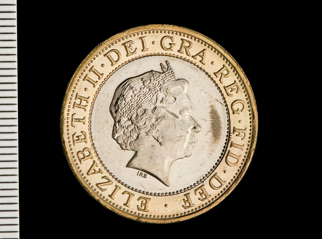 UK £2 2006
