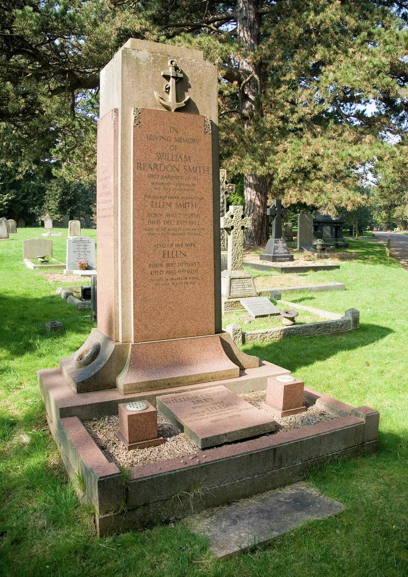Sir William Reardon Smith's grave at Cathays Cemetery, cardiff