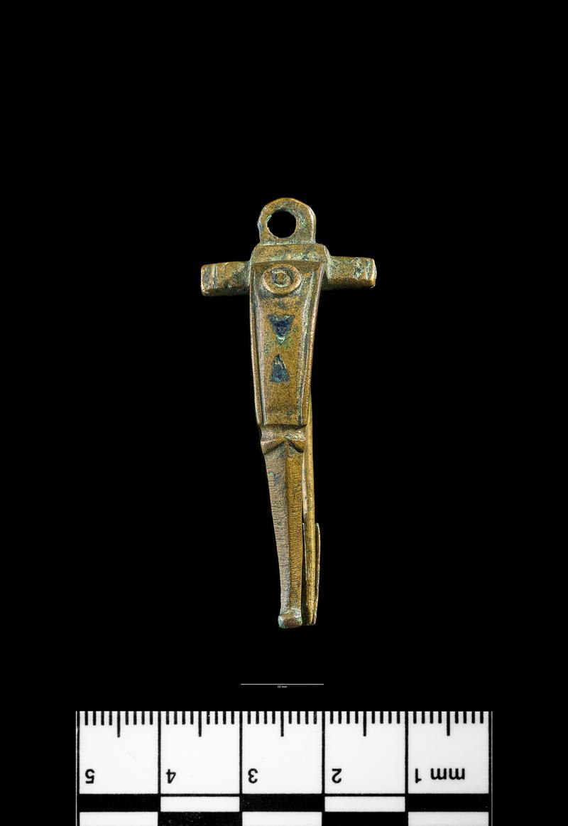 Roman copper alloy bow brooch