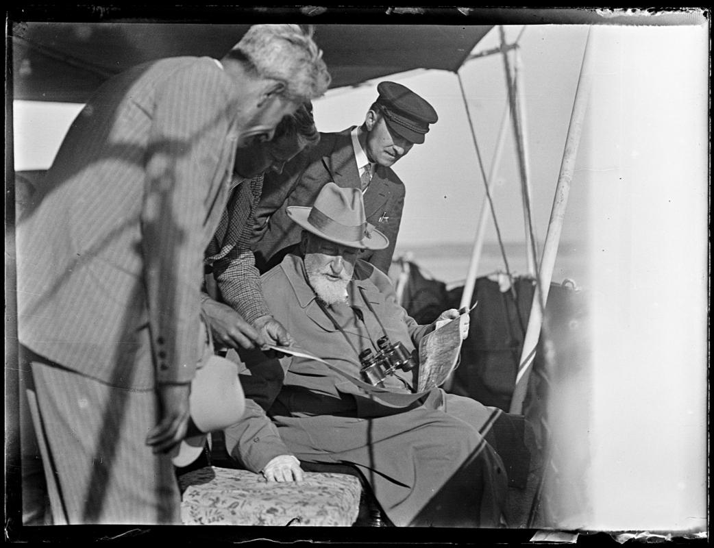 IOC on Skokholm, glass negative