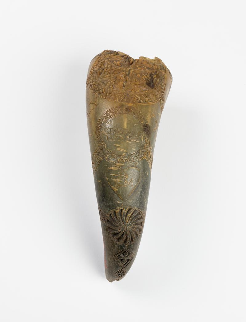 Horn, carved