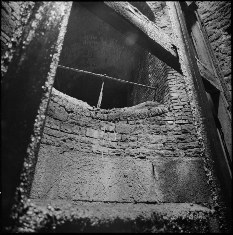 Deep Duffryn Colliery, negative