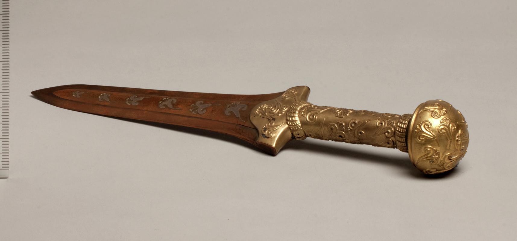 Mycenean copper alloy dagger (Replica)