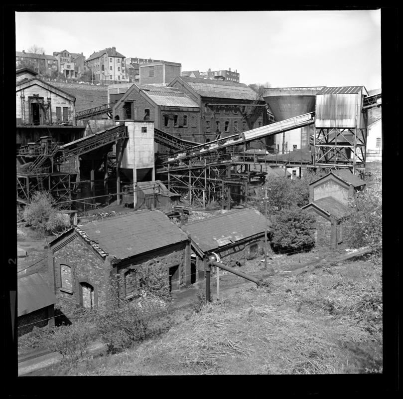 Bargoed Colliery, negative