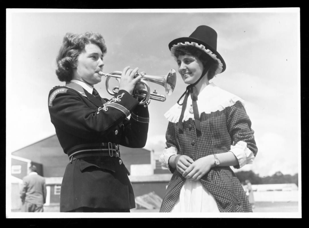 Ffotograff (digidol) | photograph (digital)