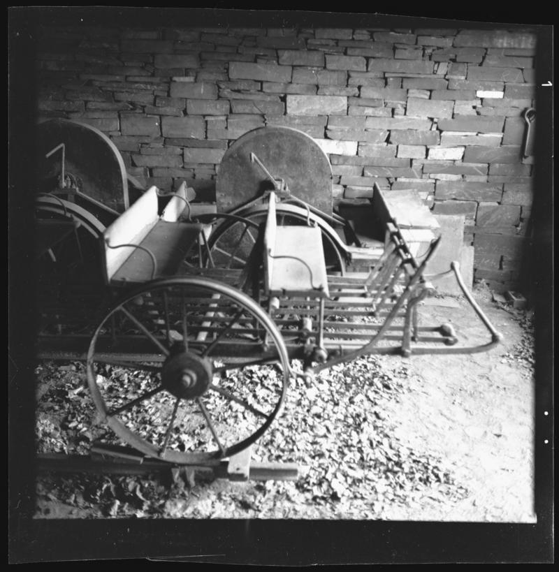 Ceir gwyllt (velocipedes) in shed at Gilfach Ddu - car cicio a car troi.