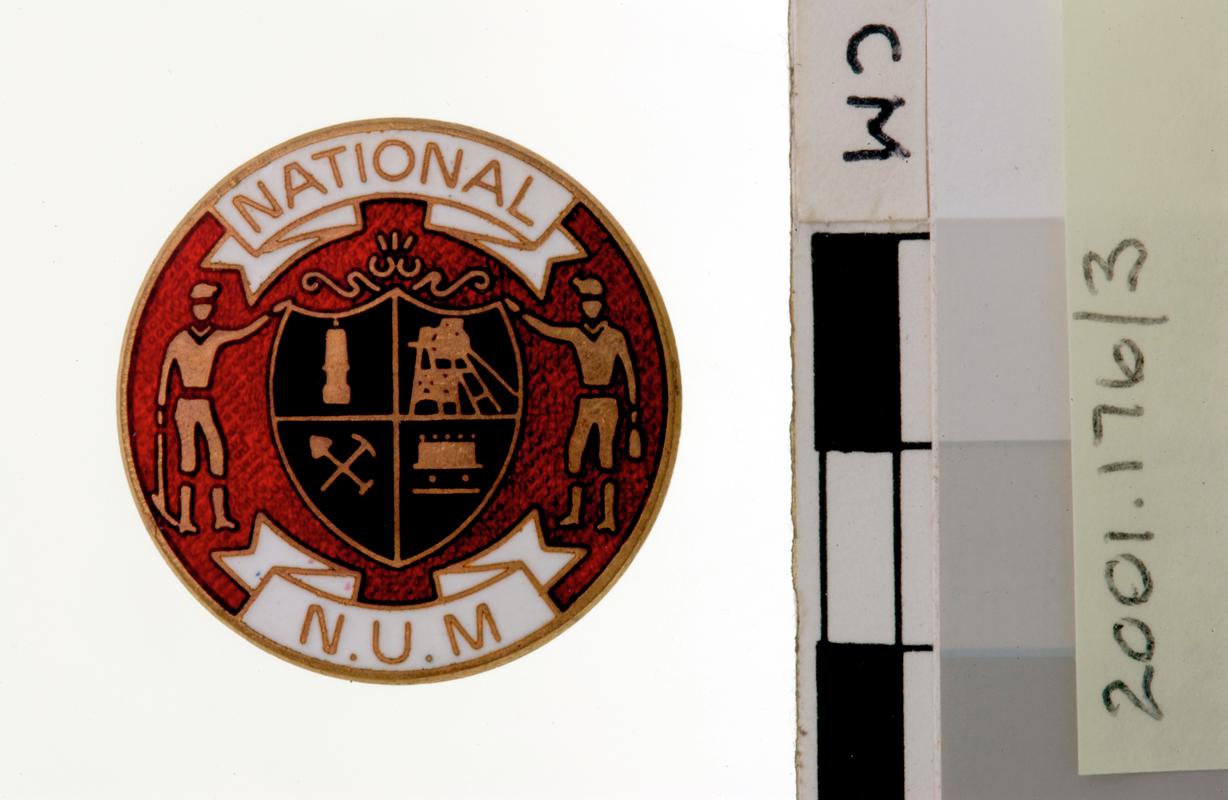 N.U.M "National" Lapel Badge