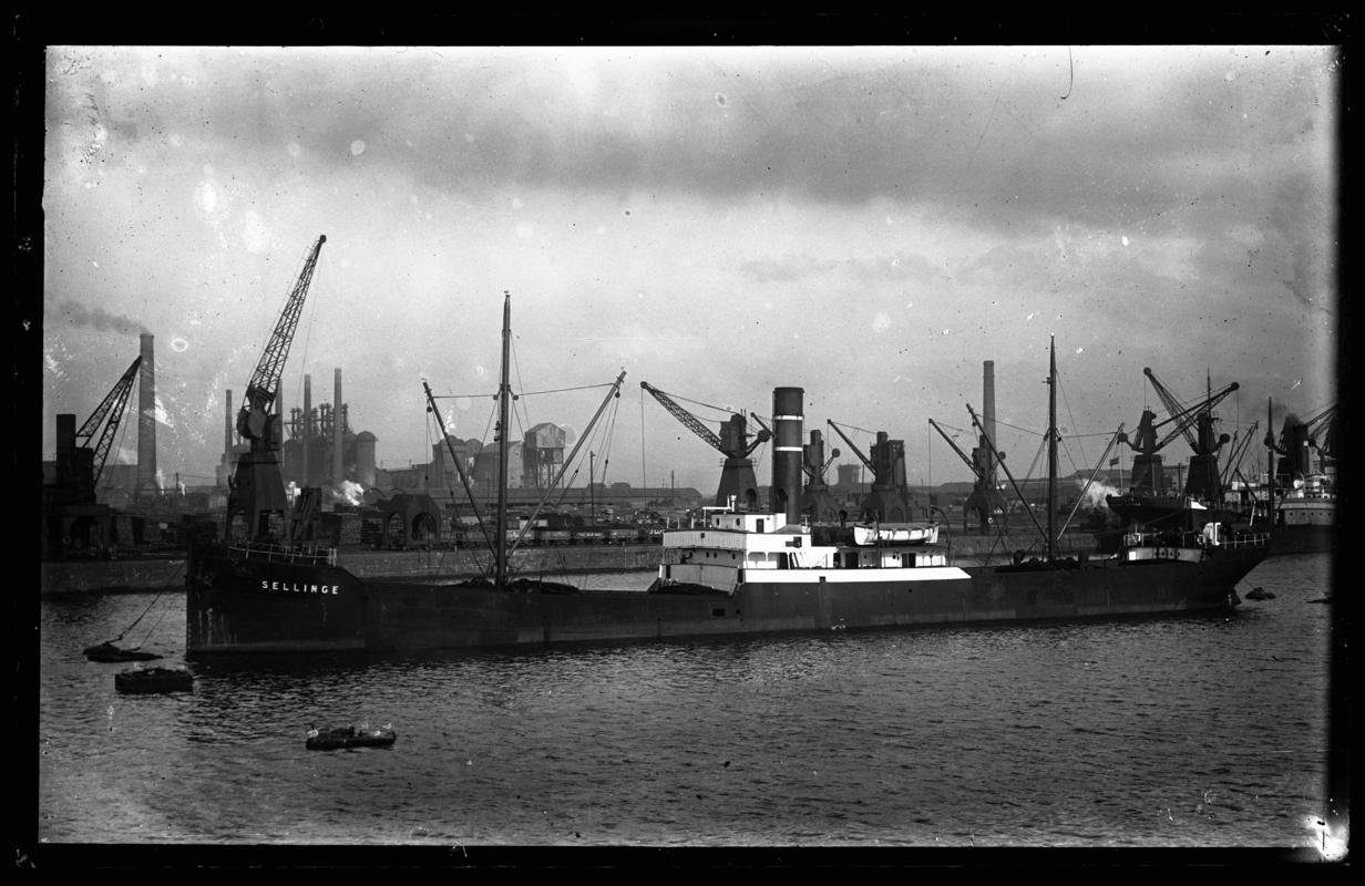 Port broadside view of S.S. SELLINGE at Cardiff Docks, c.1933.