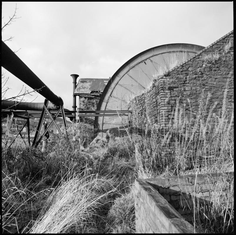 Black and white film negative showing the waddle fan, Nixon's Navigation Colliery.  'Mountain Ash' is transcribed from original negative bag.