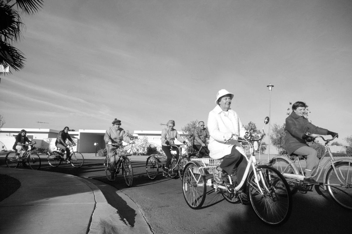 USA. ARIZONA. Sun City Retirement Home. Cycle-Mates Bicycle Club. 1980.