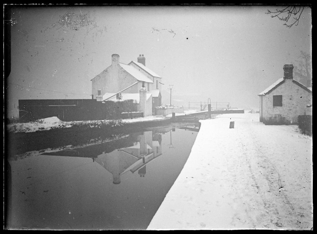 Glamorganshire Canal, negative