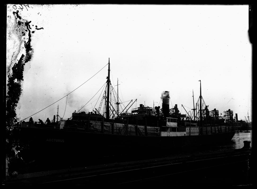 3/4 port bow view of S.S. ARCTURUS c.1936.