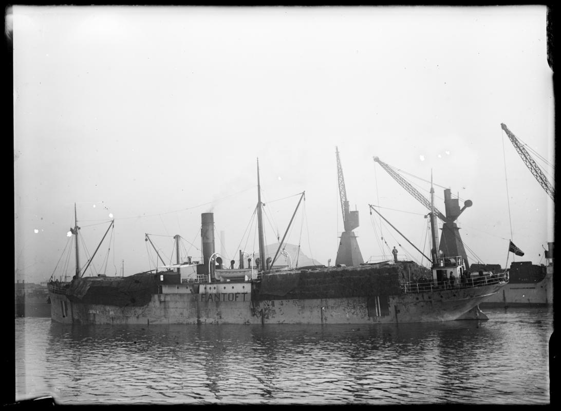 Three quarter Port stern view of S.S. FANTOFT, c.1936.