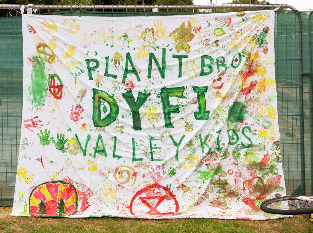 Ffotograff (digidol) | photograph (digital)