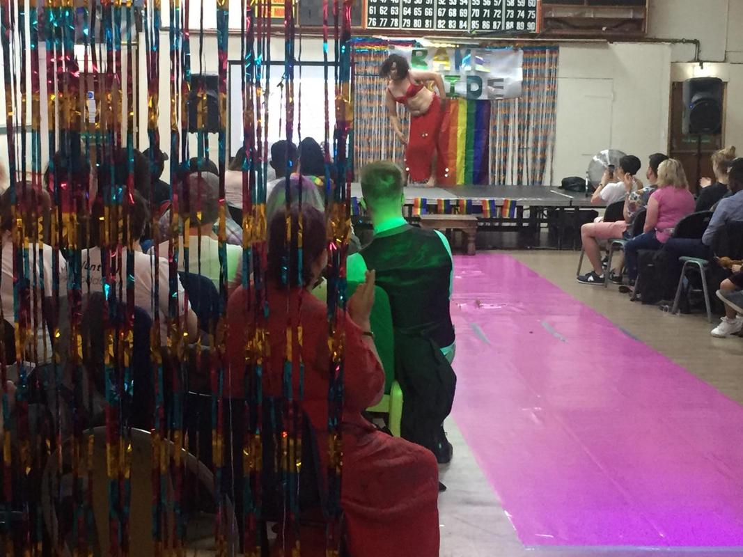 Ffotograff (digidol) | photograph (digital)